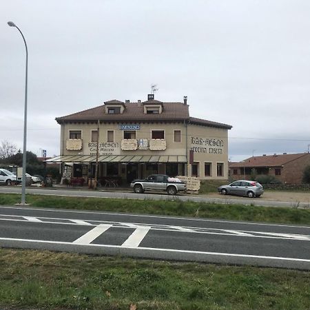 Hospedaje Casa Mariano Segovia Exterior photo